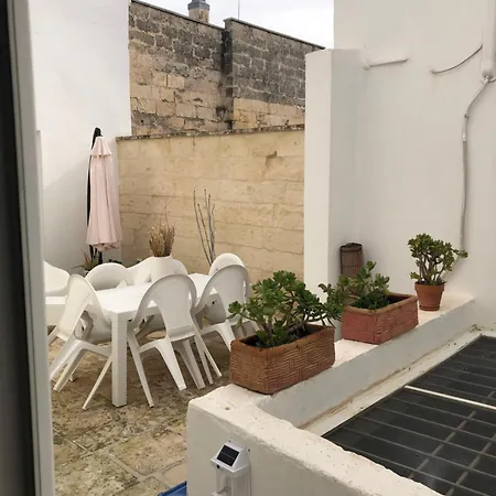 Mayu's House , Dimora Nel Centro Storico Di Λέτσε